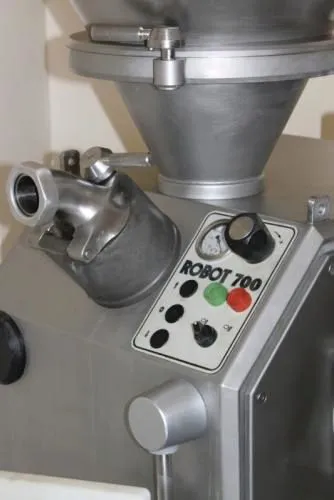 Фотография продукта Шприц  вакуумный Vemag Robot 700